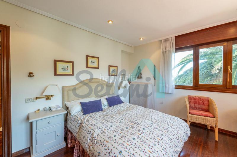 Foto 22fc3a7d-b12b-40ef-b055-e6985ba9d278. Casa aparellada amb calefacció aparcament a Llanes pueblo Llanes