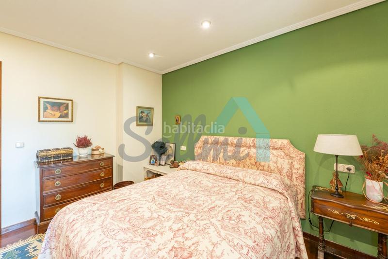 Foto 38cefec7-32c7-48e1-86b7-40ddd253abea. Casa aparellada amb calefacció aparcament a Llanes pueblo Llanes