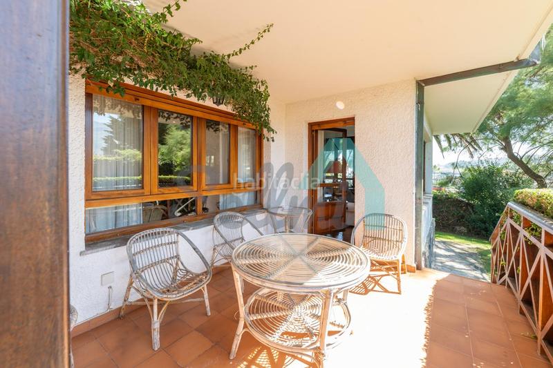 Foto 3f13c920-ce63-4afd-834b-d2f8a2260f91. Casa aparellada amb calefacció aparcament a Llanes pueblo Llanes