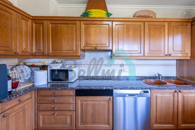 Foto 6f2e83e6-f414-41d3-9855-b4b7c916fbe6. Casa aparellada amb calefacció aparcament a Llanes pueblo Llanes