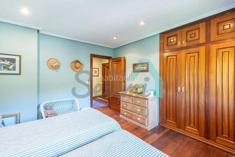 Foto 108cafe7-855e-4d55-82e6-51ba565f5948. Casa pareada en Llanes pueblo Llanes