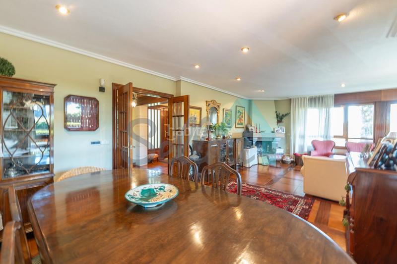 Foto 332981f4-3bd7-49b6-9494-5291a011e7d7. Casa pareada en Llanes pueblo Llanes