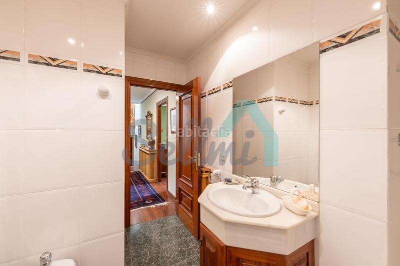 Foto 98090313-41ed-4b00-8c8c-452156a7708d. Casa pareada en Llanes pueblo Llanes