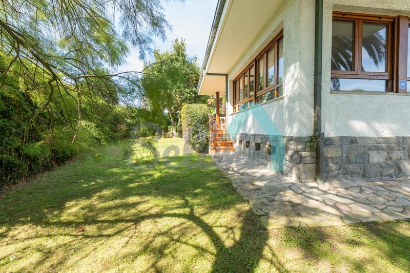 Foto e44fe0be-8568-4254-978b-4af68934c518. Casa pareada en Llanes pueblo Llanes