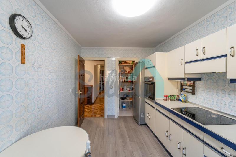 Foto be67b316-1947-4808-9d68-3bb64593e0c4. Appartamento con riscaldamento parcheggio in El Coto Gijón