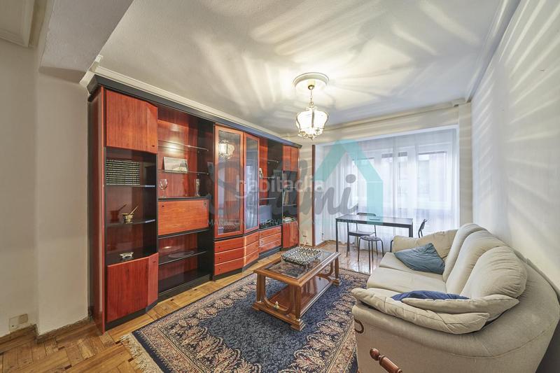 Foto b8ae3773-2435-4d74-8480-4afc47273644. Affitto appartamento con riscaldamento in Auditorio - Seminario - Parque de Invierno Oviedo