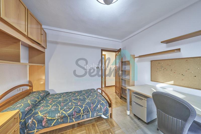 Foto 7616b2d8-1322-4bd9-879d-b74968761bc9. Rent flat with heating in Auditorio - Seminario - Parque de Invierno Oviedo