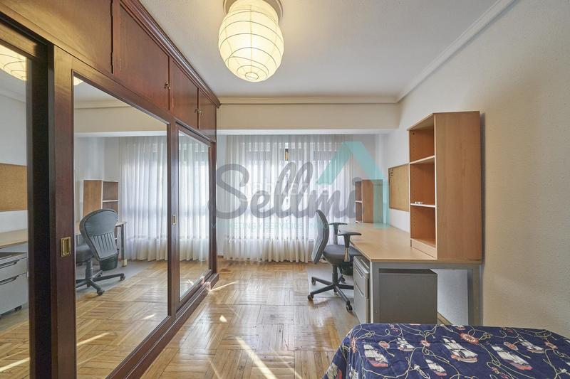 Foto 3ca76e80-cac6-4653-8ec4-7b4d143ab4c9. Alquiler piso en Auditorio - Seminario - Parque de Invierno Oviedo