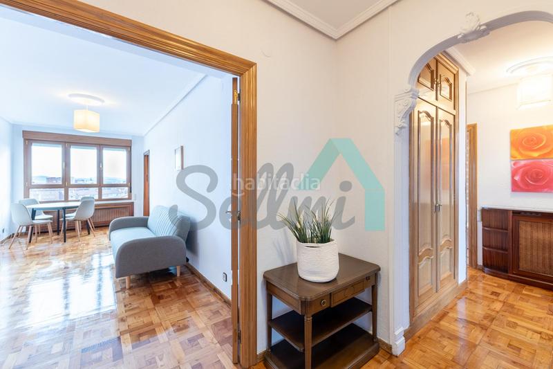 Foto 7000e0bd-5abf-48ec-8e36-8e2bc4b2f5d5. Lloguer pis amb calefacció a Buenavista Oviedo