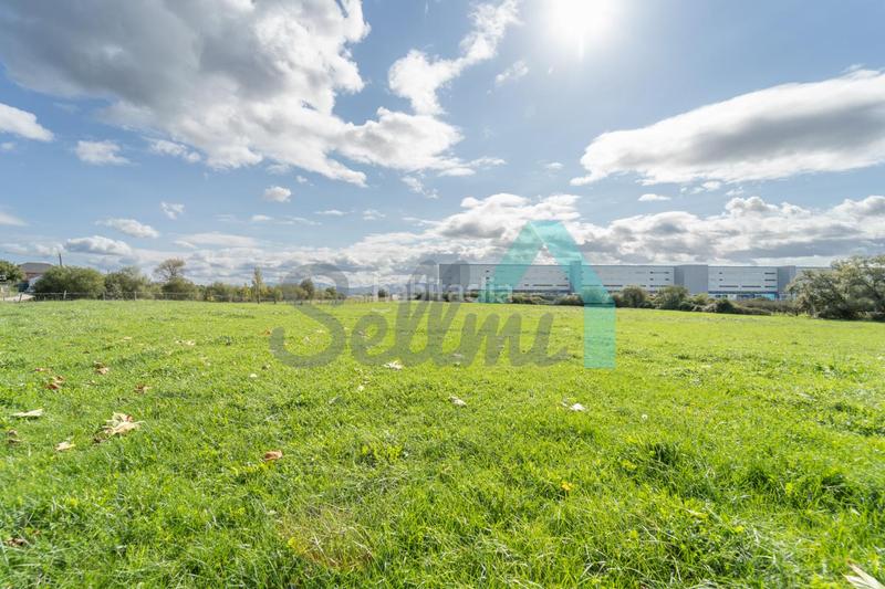 Foto 827112f5-3bbb-4b21-a44c-a0ba92628df3. Terreny residencial a Viella-Granda-Meres Siero