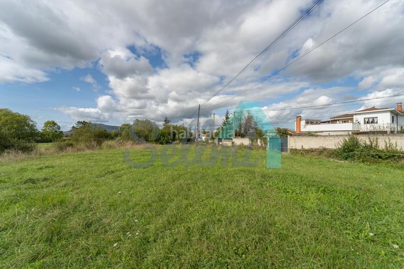 Foto ad4b8f07-aca9-42c8-bac9-b980c3645425. Terreny residencial a Viella-Granda-Meres Siero