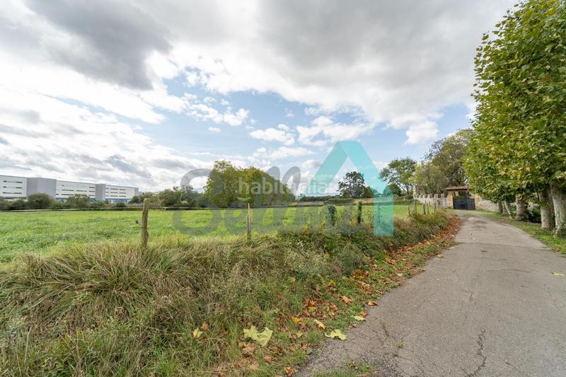 Foto cae72134-c72d-4d05-ad8f-70fdc8f6f9fb. Terrain résidentiel dans Viella-Granda-Meres Siero