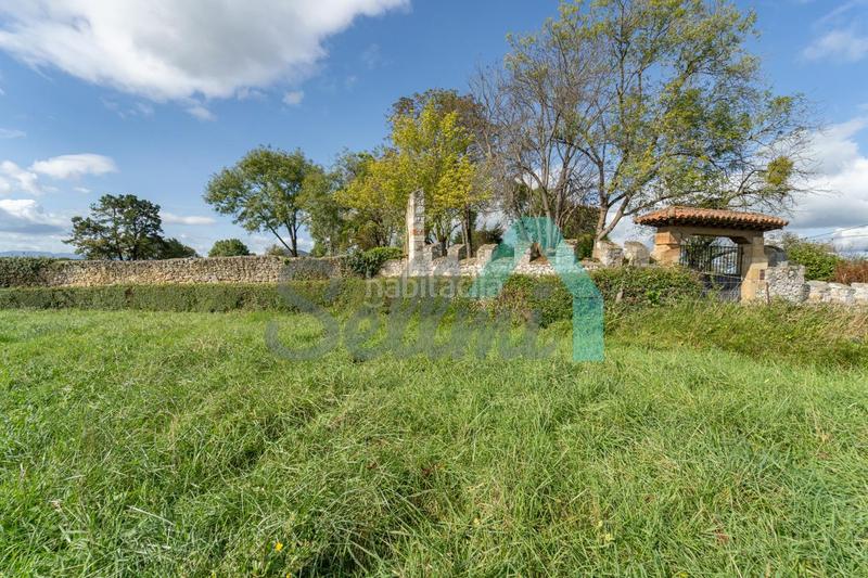 Foto db47fd17-c0bd-4d11-bb2a-db070a8a4b72. Terrain résidentiel dans Viella-Granda-Meres Siero