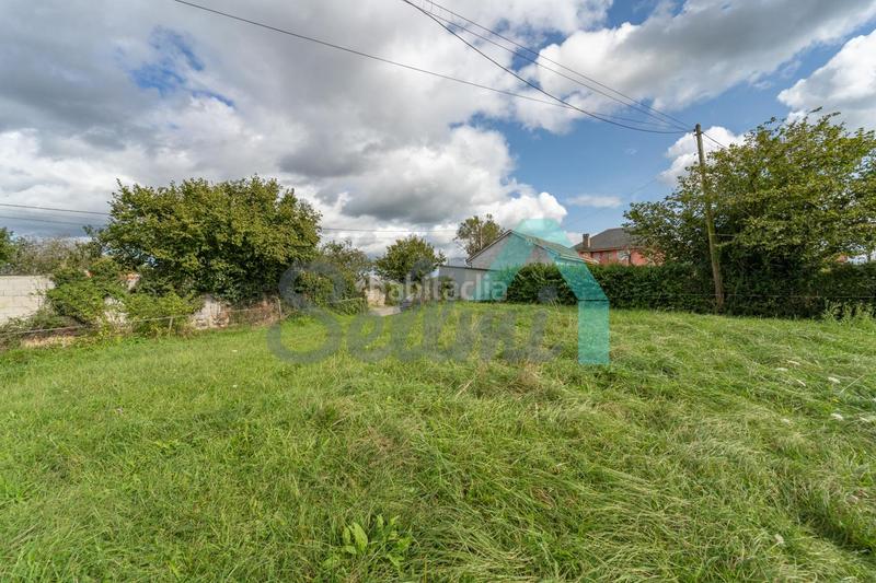 Foto 2d5cc118-0488-4f75-8897-f5c835979b40. Terreno residenziale in Viella-Granda-Meres Siero