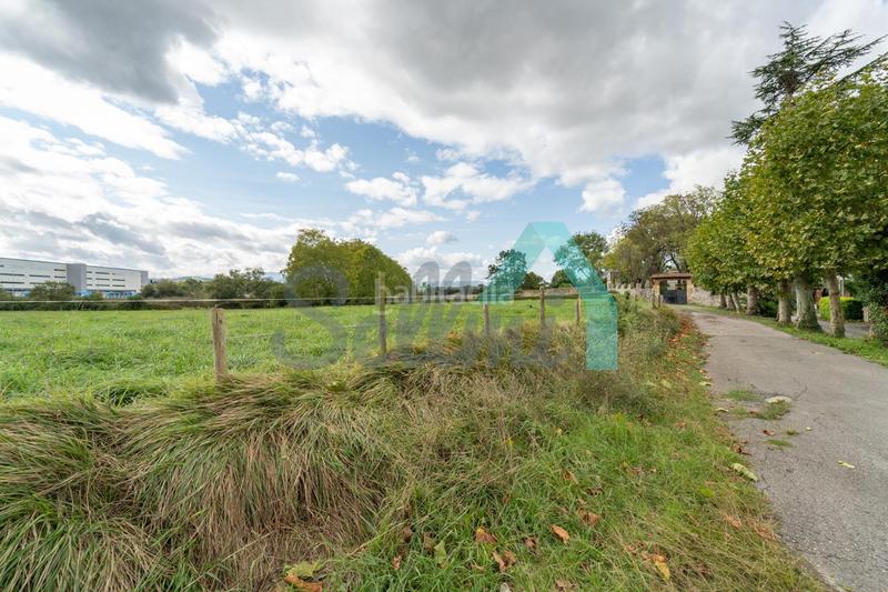 Foto 45738359-25ab-475d-b473-63f1879ce0f8. Wohngrundstück in Viella-Granda-Meres Siero