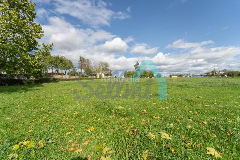 Foto fe015bc8-52ae-4c75-8c7e-02bb5fe9f7e8. Wohngrundstück in Viella-Granda-Meres Siero