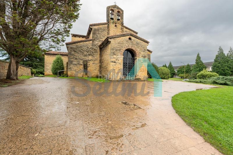 Foto 188a159d-9ed1-420a-bf16-858a96b6abc9. Rent business premise in Milán - Pumarín Oviedo