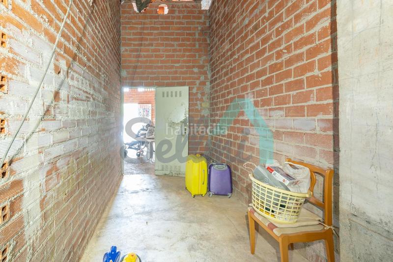 Foto 642f422a-568b-40da-8571-663b7c4d76cf. Rent business premise in Milán - Pumarín Oviedo