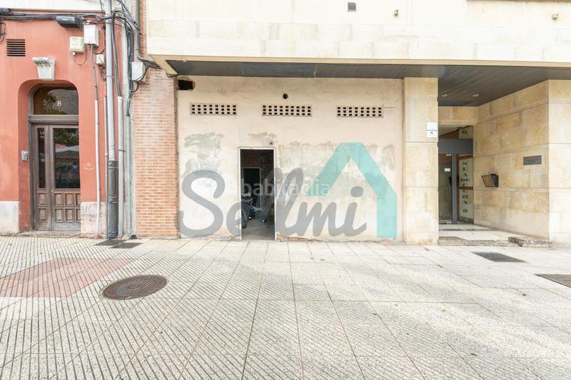 Foto d28be981-1fe0-47fe-a70a-cb719e60d1fc. Rent business premise in Milán - Pumarín Oviedo