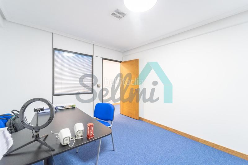 Foto 946cdb62-7cb1-4242-b76f-5e79e702bf06. Rent business premise in Salesas - Foncalada - Campoamor Oviedo