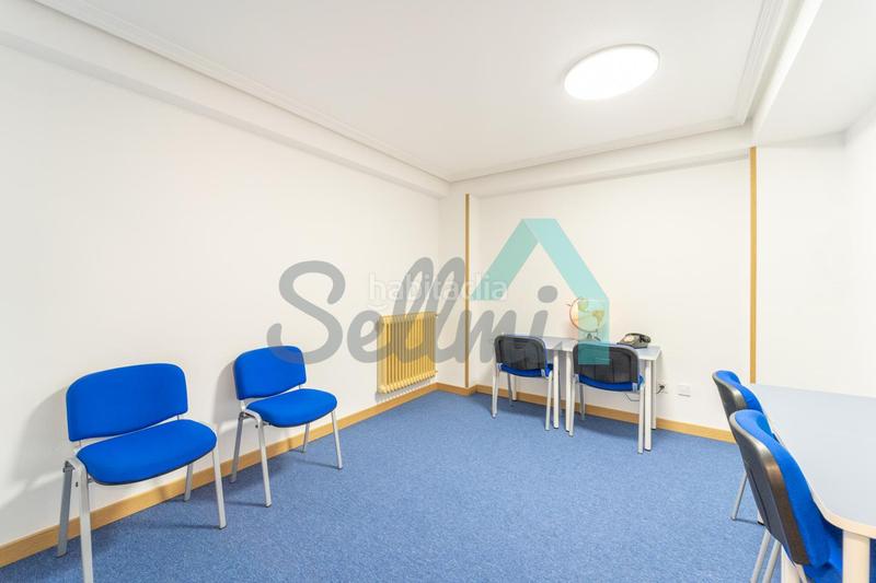 Foto 16bdf2cc-fe03-44bb-aeb5-7c4645ff4855. Miete geschäftsraum in Salesas - Foncalada - Campoamor Oviedo