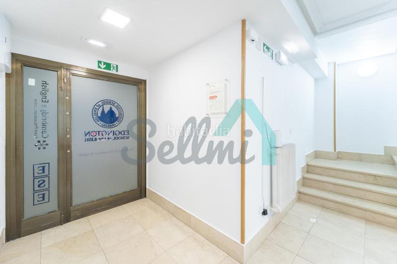 Foto b4b9828b-4169-481b-910f-654ed38014f8. Lloguer local comercial a Salesas - Foncalada - Campoamor Oviedo