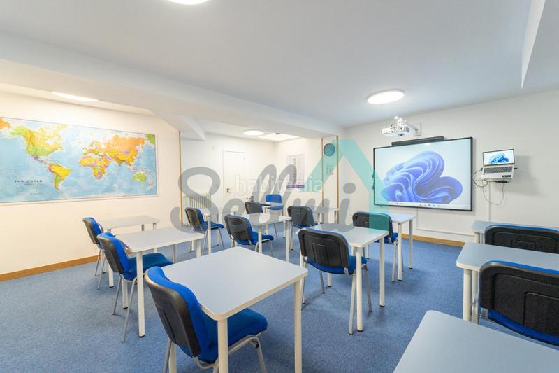 Foto cf80d3ec-d014-4f7a-90b4-4e2f7f23e580. Lloguer local comercial a Salesas - Foncalada - Campoamor Oviedo