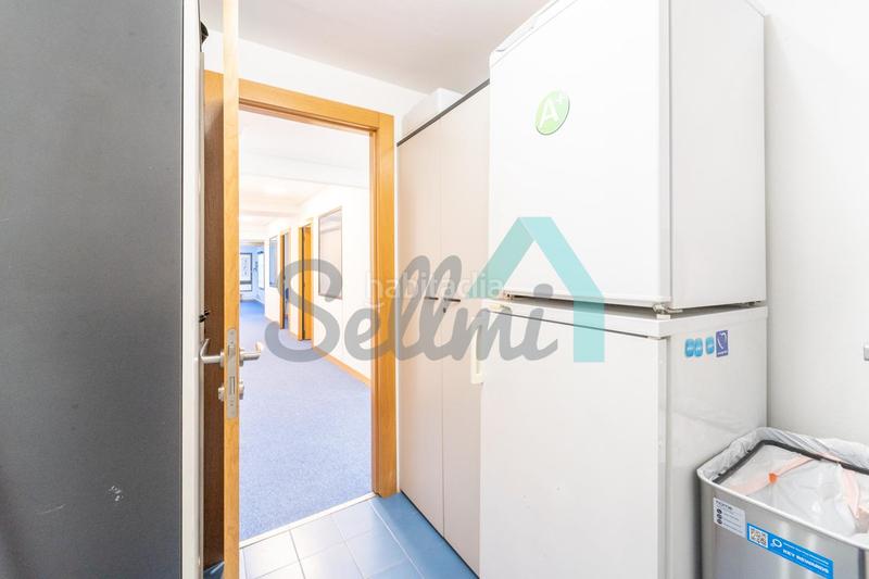 Foto f2d7ce16-adee-444c-a918-7a1c02aca332. Lloguer local comercial a Salesas - Foncalada - Campoamor Oviedo