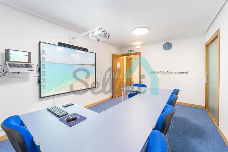 Foto 15d34b83-0186-4d12-8eda-80ab7e5814d2. Affitto locale commerciale in Salesas - Foncalada - Campoamor Oviedo