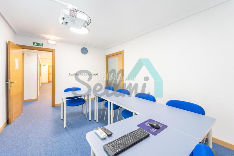 Foto 4af113c1-6e36-4dfe-89eb-415358c98e96. Affitto locale commerciale in Salesas - Foncalada - Campoamor Oviedo