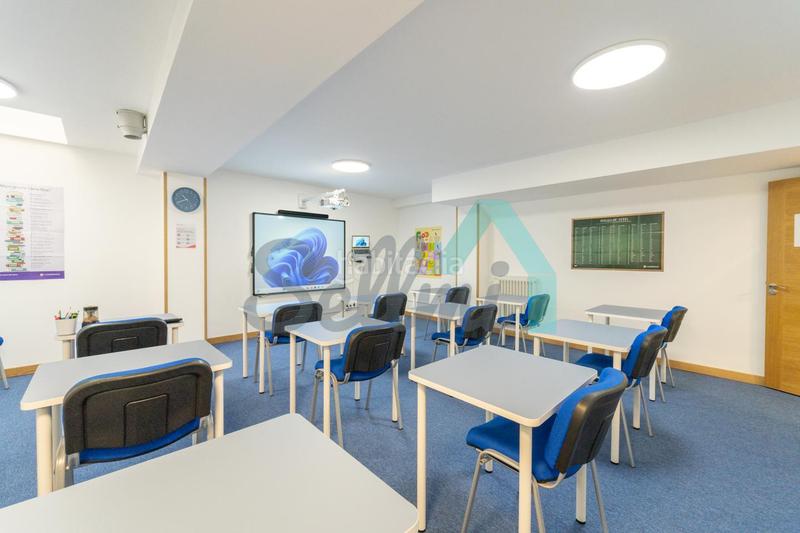 Foto 9175fc90-9890-4e84-a73b-0cc13accfcd6. Affitto locale commerciale in Salesas - Foncalada - Campoamor Oviedo