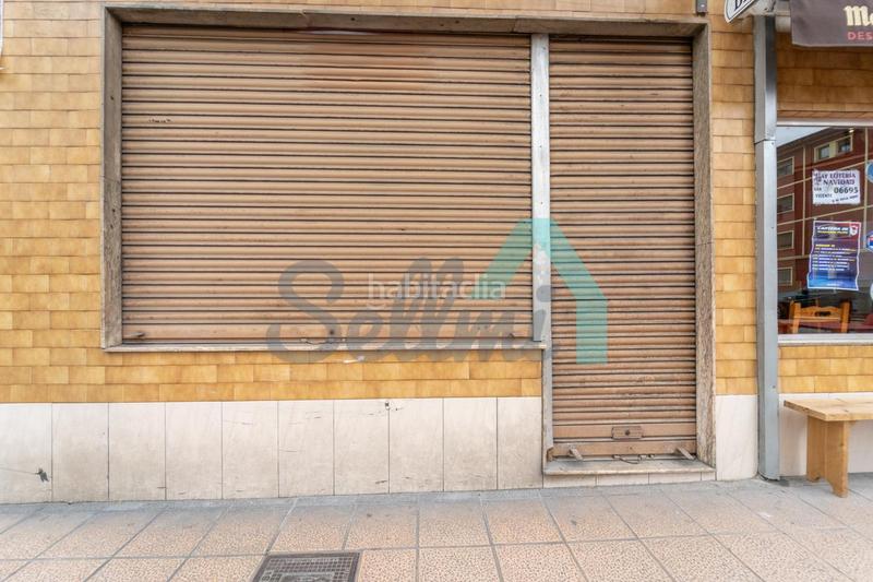 Foto 4087b5de-eab9-47c4-a3ca-e83854fd5d24. Alquiler local comercial en La Felguera Langreo