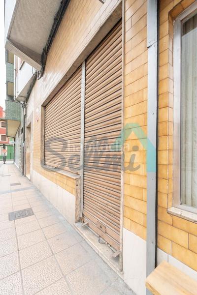 Foto 86f51c6e-4b53-4ea3-851c-2050c1e0183d. Lloguer local comercial a La Felguera Langreo