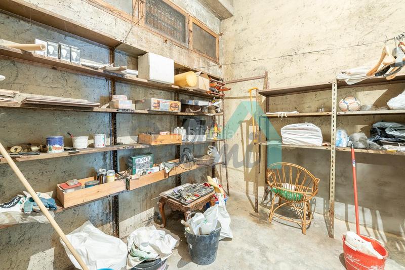Foto f0a91bd5-3a46-4386-9683-5cb2ae8e382f. Lloguer local comercial a La Felguera Langreo