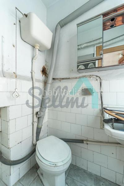 Foto 0e265e59-41b9-415b-9456-d141bb1977df. Édifice dans Sama Langreo