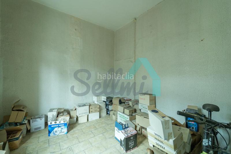 Foto 4cd95caf-1dc6-4e2b-a543-3e59a27a1f2d. Édifice dans Sama Langreo