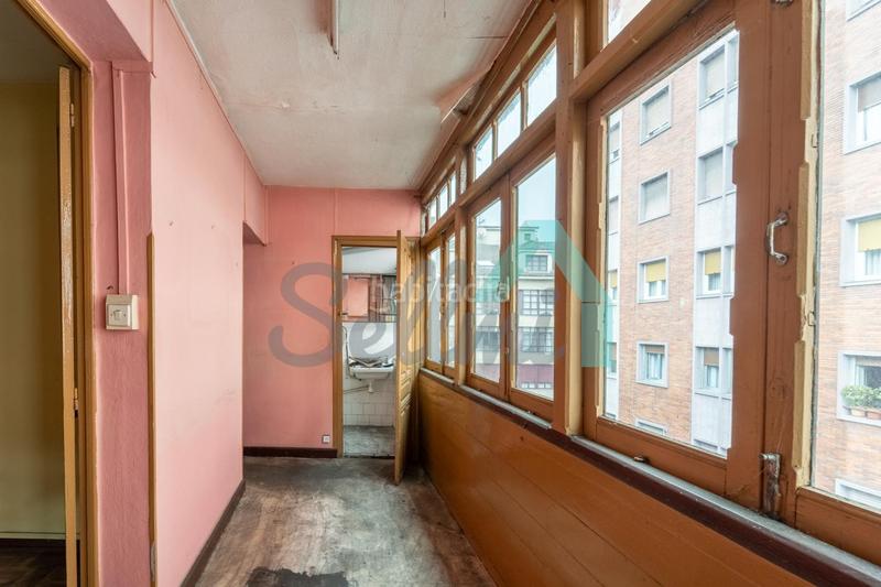 Foto 51bc10ae-7010-4d93-b761-f579e5b93928. Édifice dans Sama Langreo