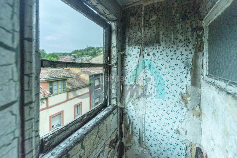 Foto b04af469-fa2e-4e41-8718-1d05c4dd8869. Édifice dans Sama Langreo