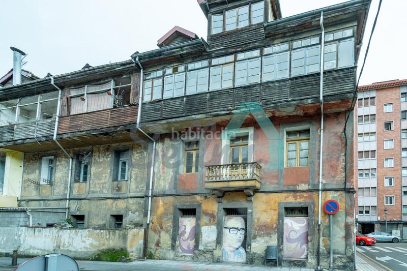 Foto b0787f27-3e9e-4c26-95b7-e6e60ec5b951. Édifice dans Sama Langreo
