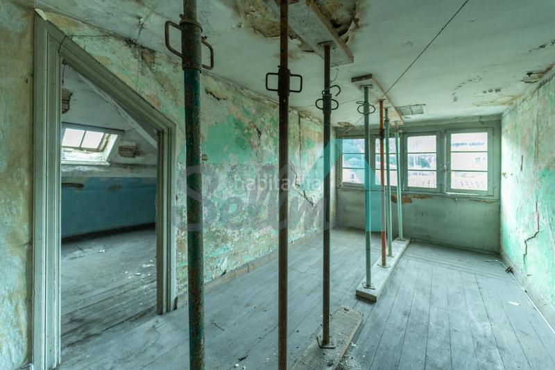 Foto c339a882-66e3-40ca-bea8-d87752b6a7d7. Édifice dans Sama Langreo
