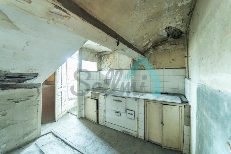 Foto d0a455cc-860e-4eff-bd24-182ba2f90ad5. Édifice dans Sama Langreo