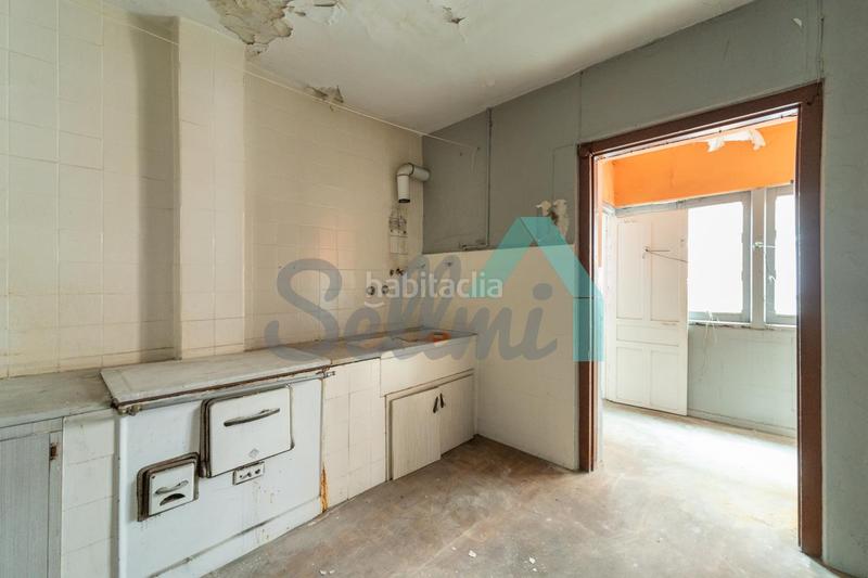 Foto ddc170de-effc-4ab4-954e-c675ae156558. Édifice dans Sama Langreo