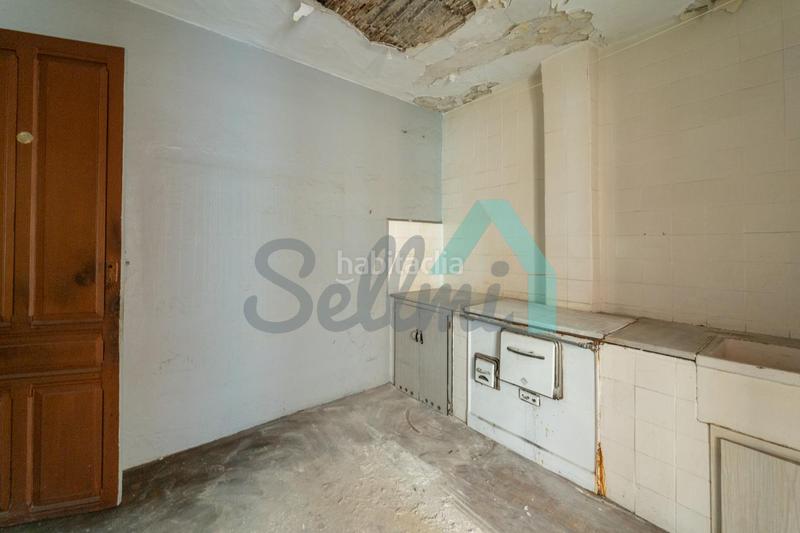 Foto cb96603d-97ed-4387-a1f9-198598de7642. Edificio in Sama Langreo