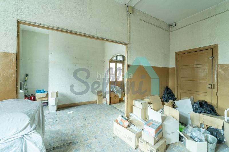 Foto 0c9af8a8-f760-4d86-9206-20c0825858e3. Edifici a Sama Langreo