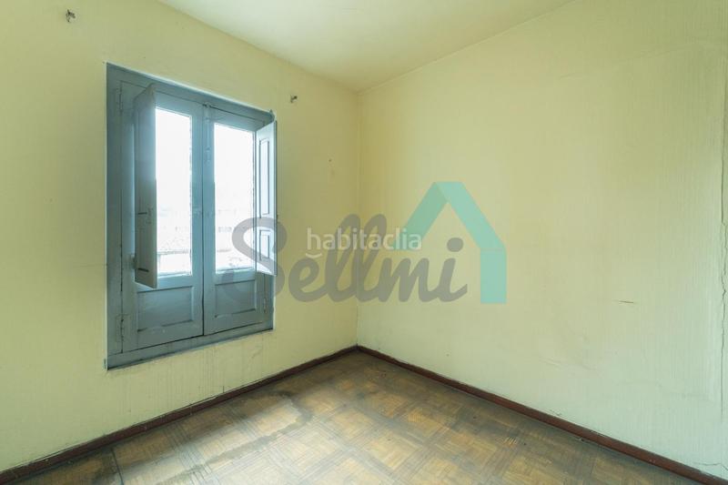 Foto 3c460656-519b-4d68-8d4c-6b7eb47a74d9. Edifici a Sama Langreo