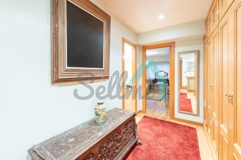 Foto 65413bd5-563b-4784-8527-be1307d2e179. Flat with parking in Parque San Francisco - Uría Oviedo