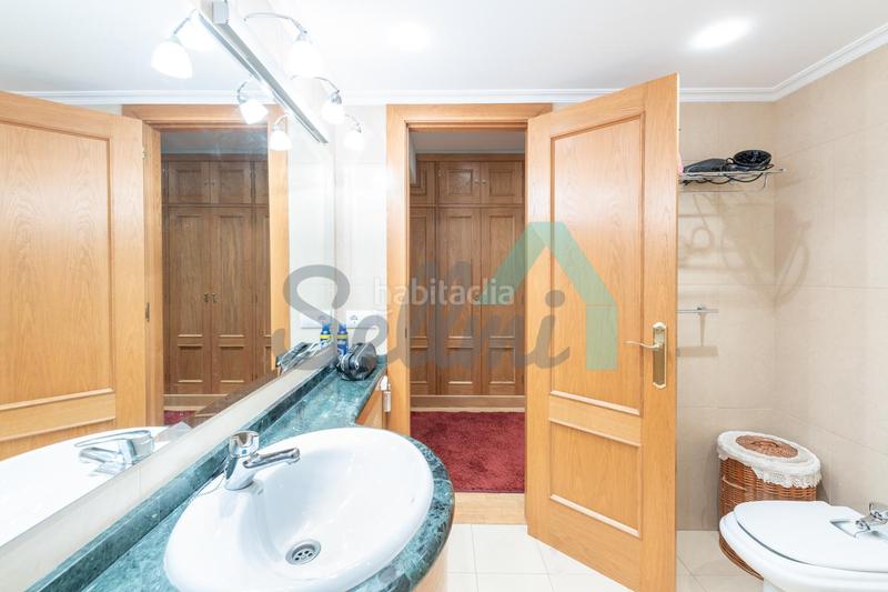 Foto bfdb51a9-5eed-4e2f-a79a-a85fe91217ee. Piso en Parque San Francisco - Uría Oviedo