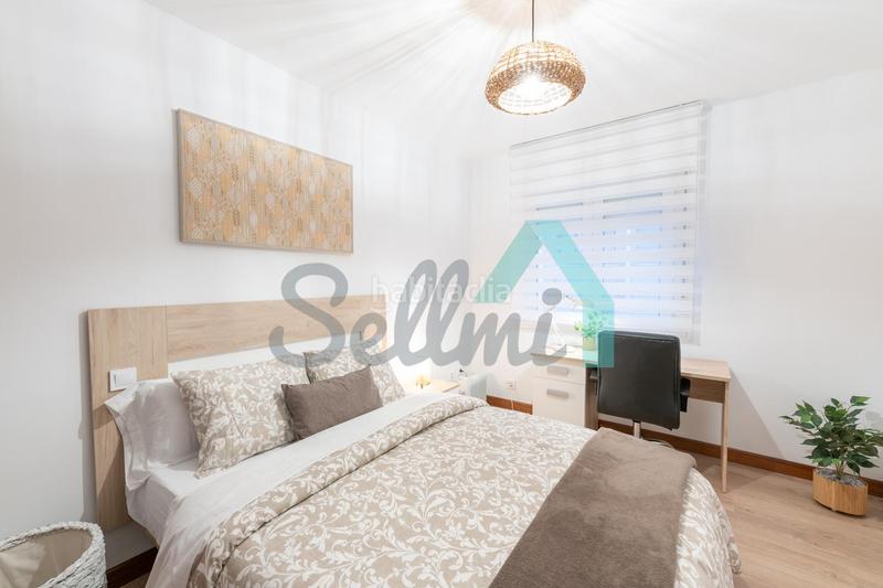 Foto cfede130-e110-46a5-b77d-387b3163a998. Alquiler piso en Auditorio - Seminario - Parque de Invierno Oviedo