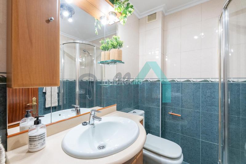 Foto efb16324-d795-48ef-8a63-3f42a0f63e32. Alquiler piso en Auditorio - Seminario - Parque de Invierno Oviedo