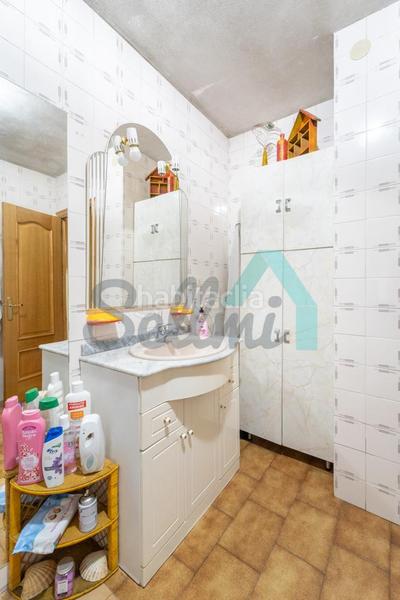 Foto e65ffdf2-31f1-49a9-9870-e6bf9b7575a9. Piso en Vegadeo